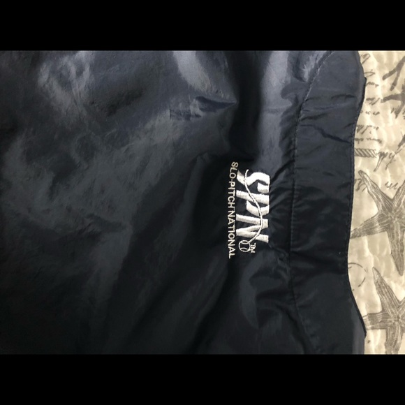 Thin pullover jacket - Picture 4 of 6